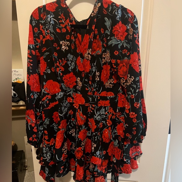 Romper - Picture 2 of 3